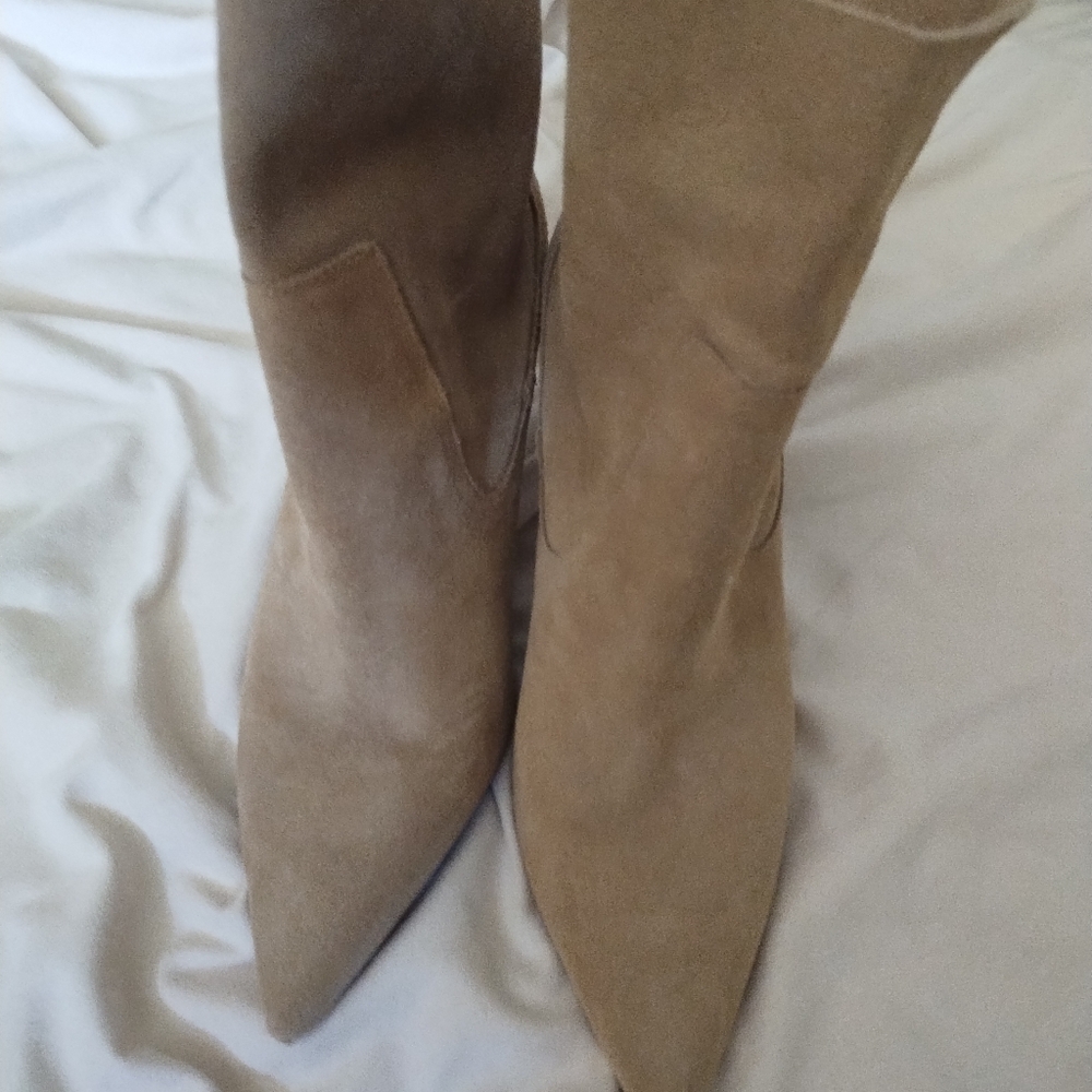 Zara Tan Heeled Suede Boots
